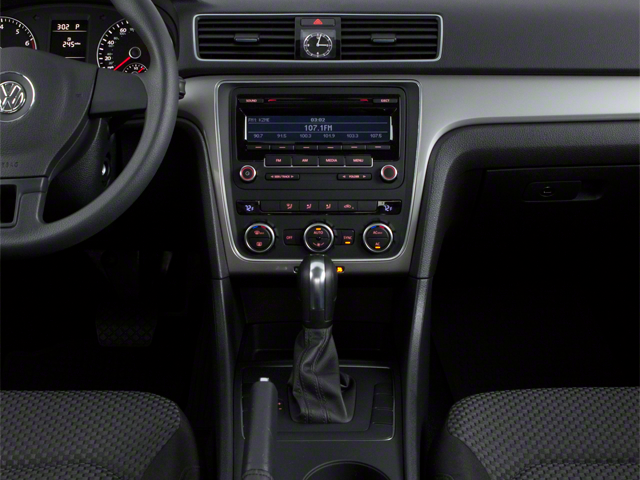 2012 Volkswagen Passat 2.5 SE