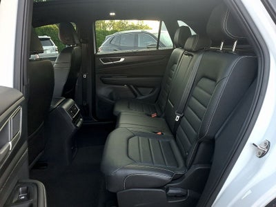 2024 Volkswagen Atlas Cross Sport 2.0T SEL R-Line