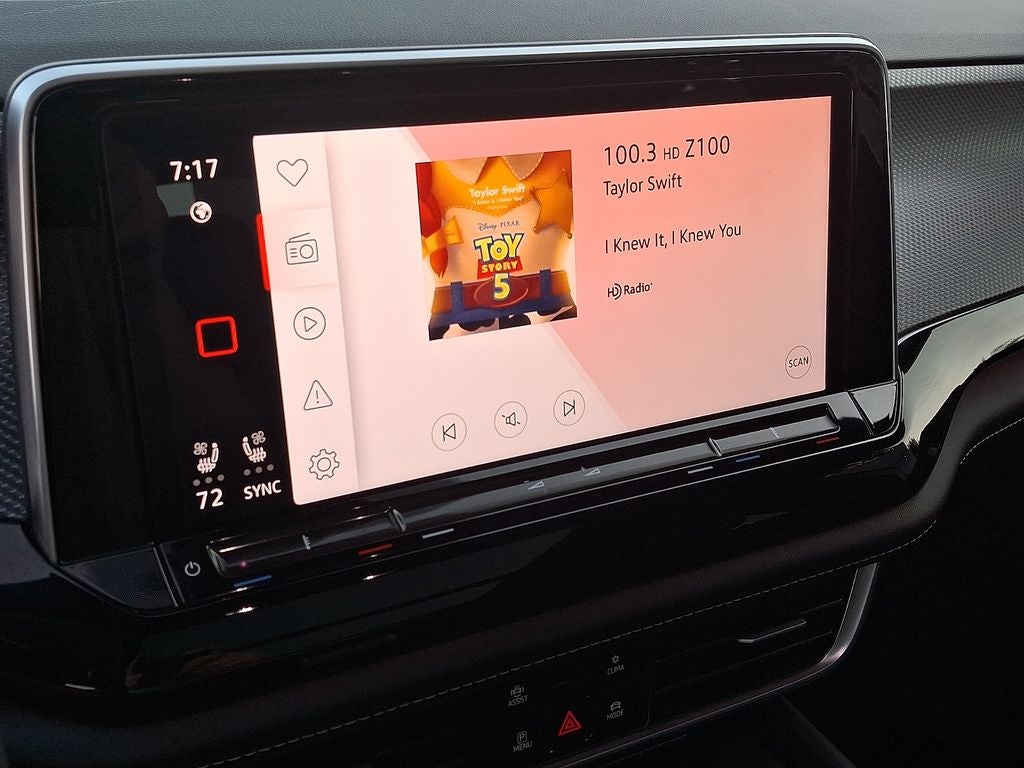 2024 Volkswagen Atlas Cross Sport 2.0T SEL R-Line