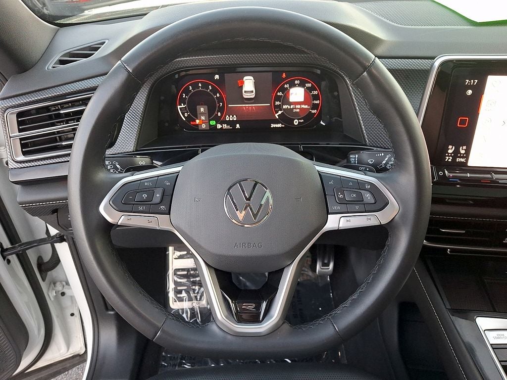 2024 Volkswagen Atlas Cross Sport 2.0T SEL R-Line
