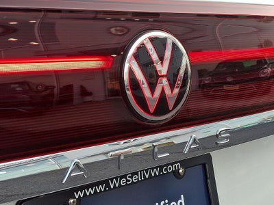 2024 Volkswagen Atlas Cross Sport 2.0T SEL R-Line