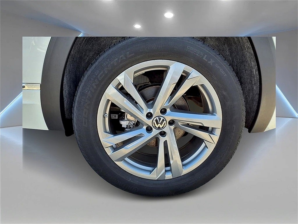 2024 Volkswagen Atlas Cross Sport 2.0T SEL R-Line