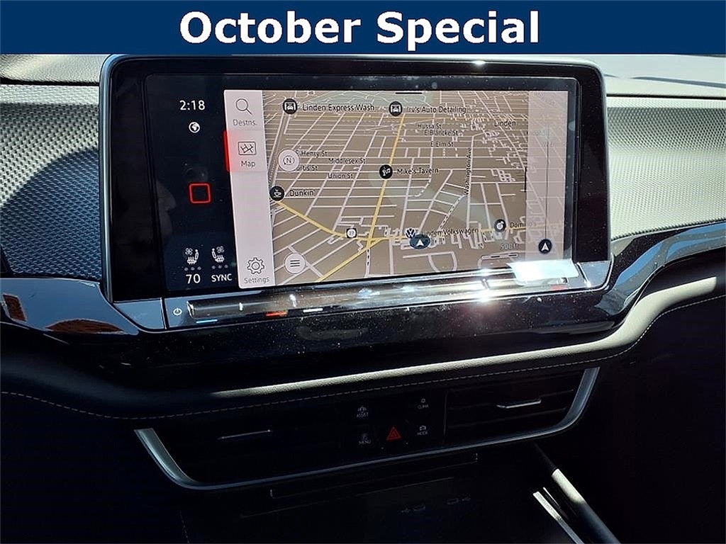 2024 Volkswagen Atlas Cross Sport 2.0T SEL R-Line