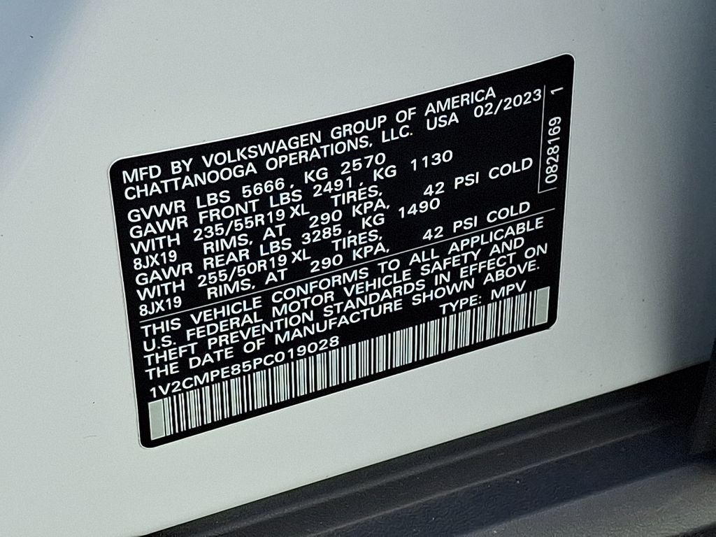 2023 Volkswagen ID.4 Pro