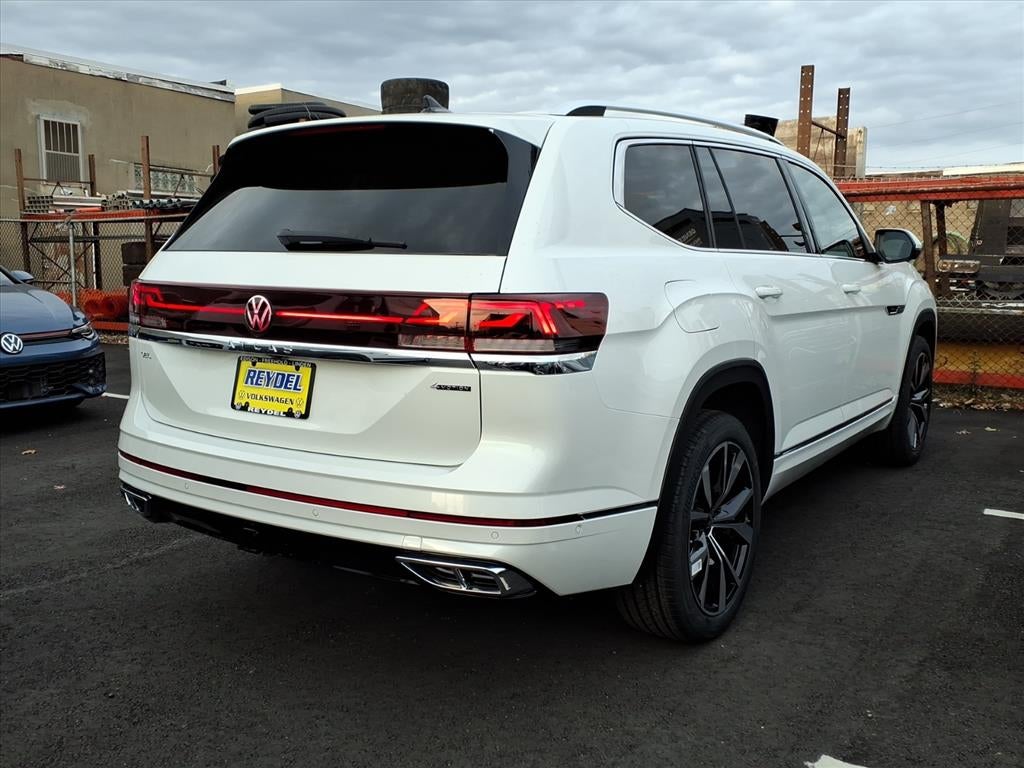 2026 Volkswagen Atlas 2.0T SEL Premium R-Line