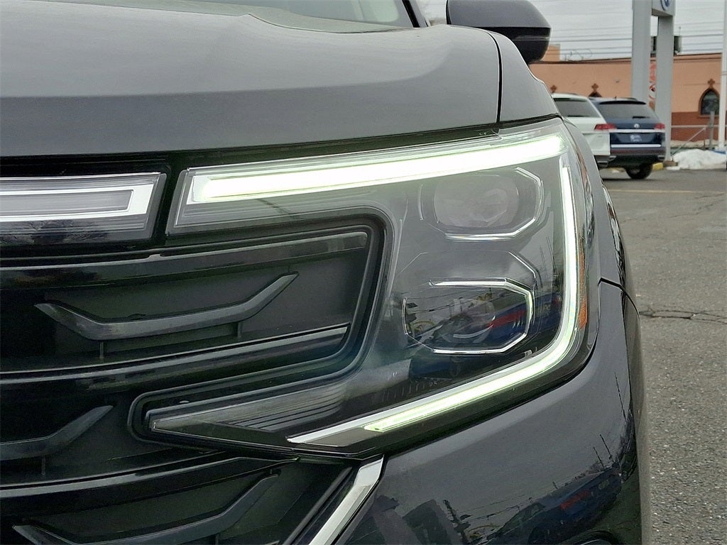 2025 Volkswagen Atlas 2.0T SEL Premium R-Line