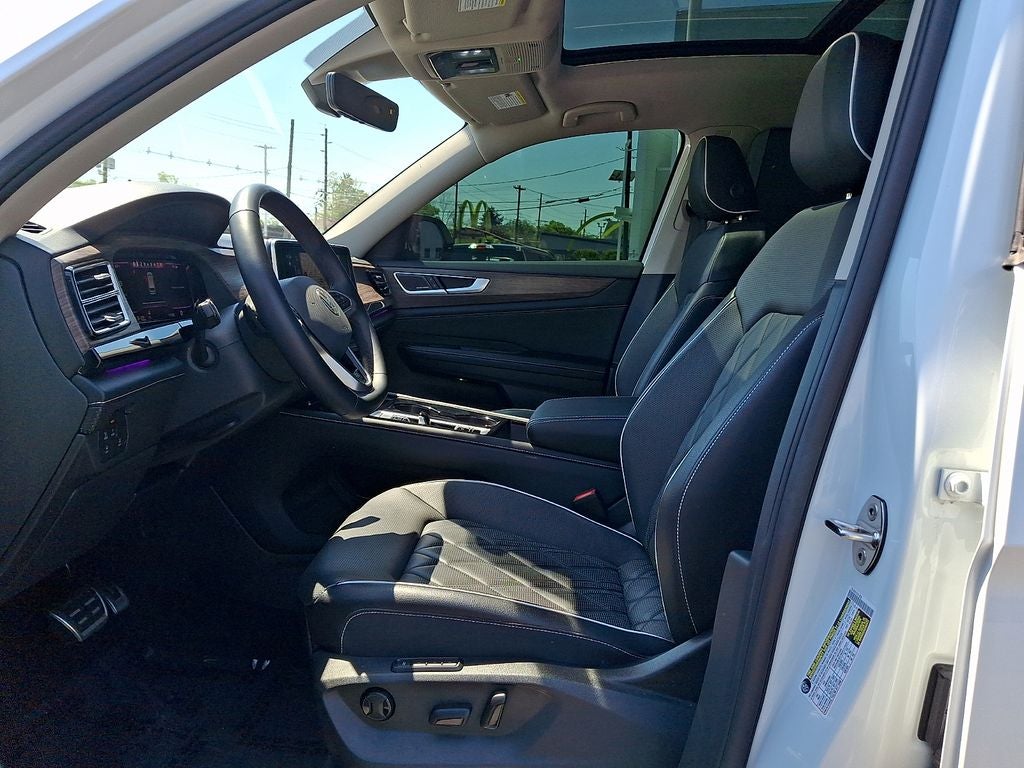 2024 Volkswagen Atlas 2.0T SEL Premium R-Line