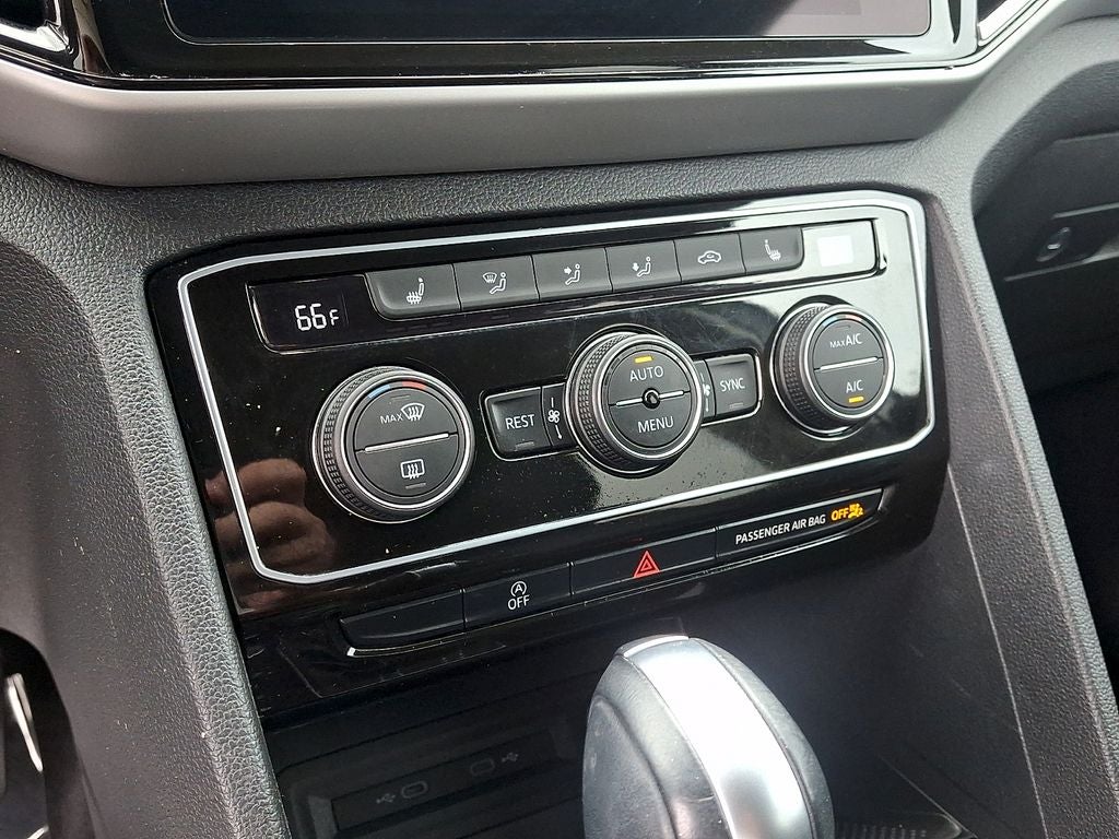 2023 Volkswagen Atlas 2.0T SE w/Technology