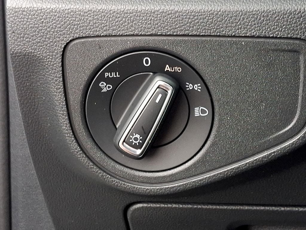 2023 Volkswagen Atlas 2.0T SE w/Technology