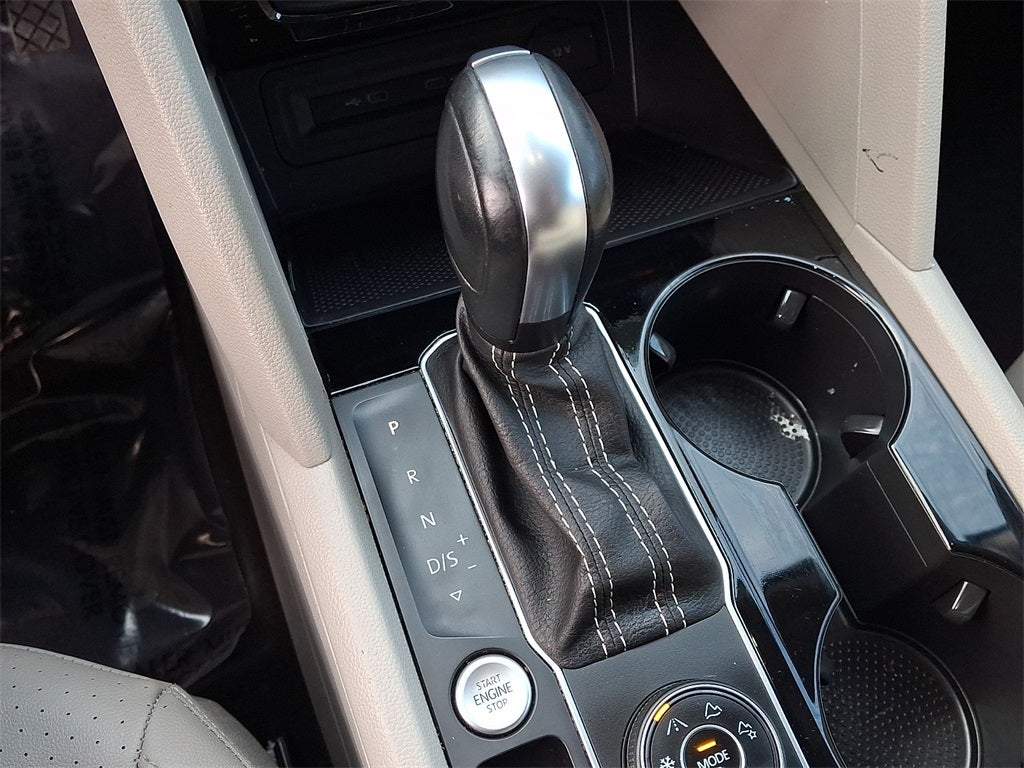 2023 Volkswagen Atlas 2.0T SE w/Technology