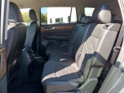 2024 Volkswagen Atlas 2.0T SE w/Technology