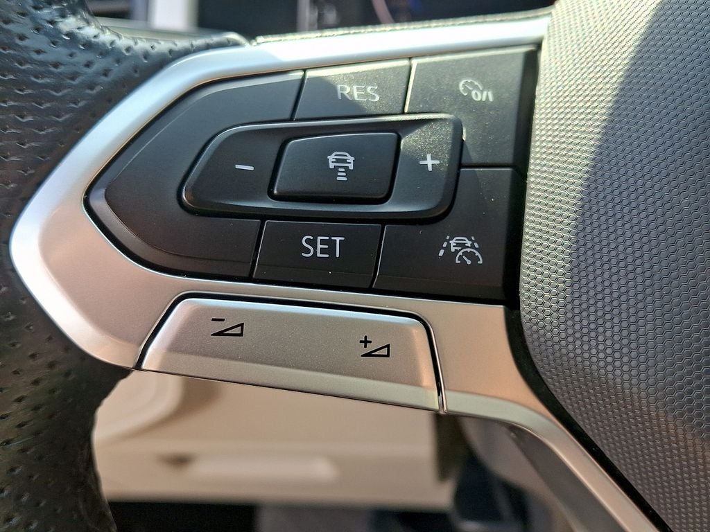 2021 Volkswagen Atlas 3.6L V6 SEL R-Line