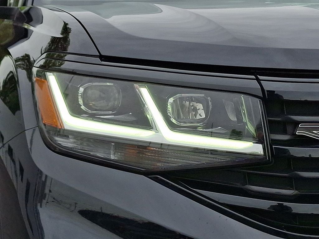 2023 Volkswagen Atlas 3.6L V6 SEL R-Line