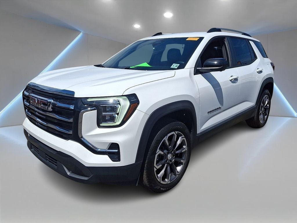 2025 GMC Terrain Elevation AWD's photo