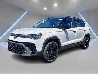 2026 Volkswagen Taos 1.5T SE Black