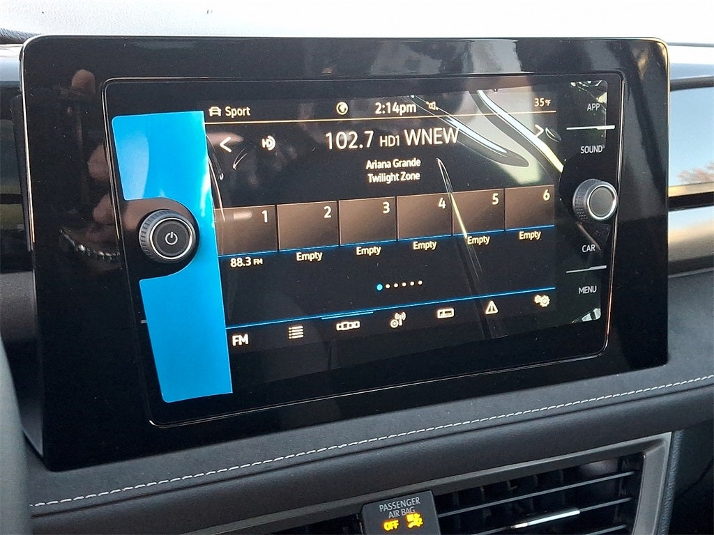 2025 Volkswagen Taos 1.5T SE Black