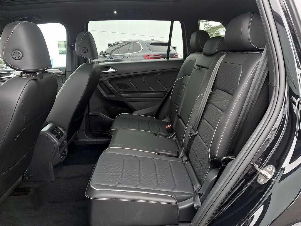 2023 Volkswagen Tiguan 2.0T SEL R-Line