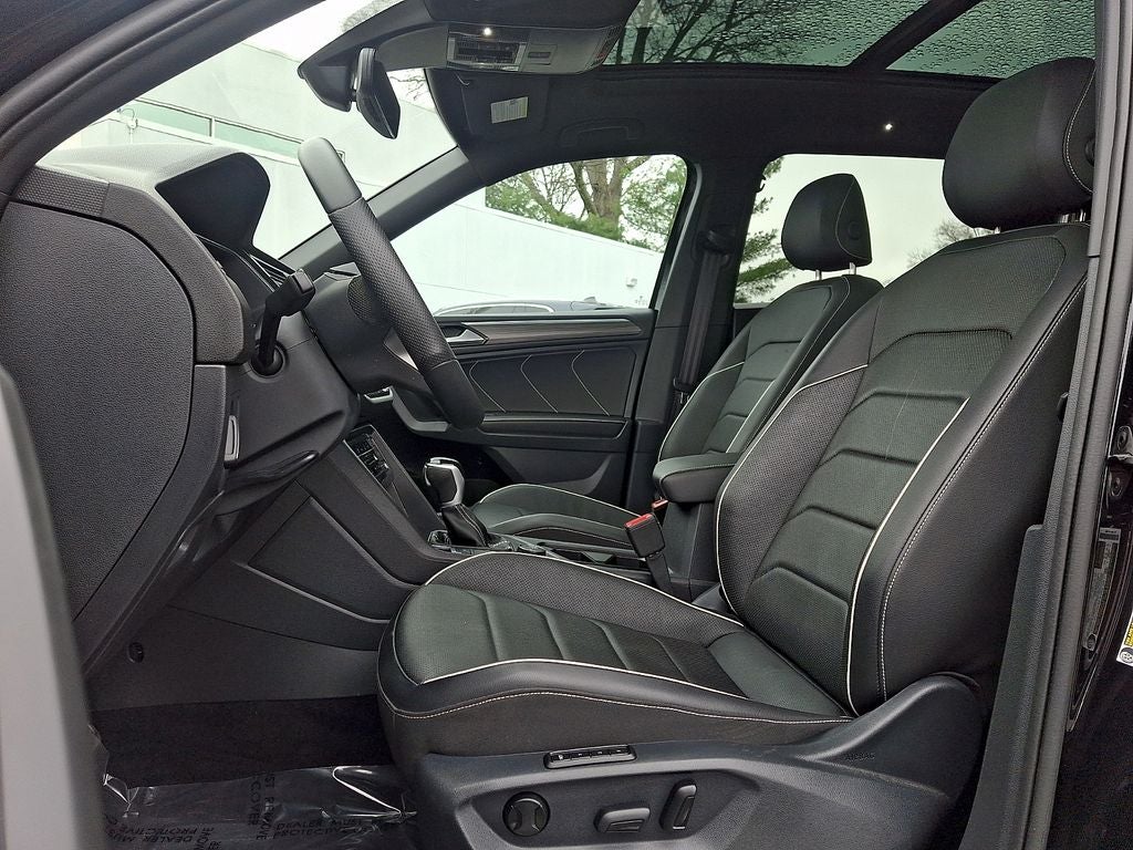 2023 Volkswagen Tiguan 2.0T SEL R-Line