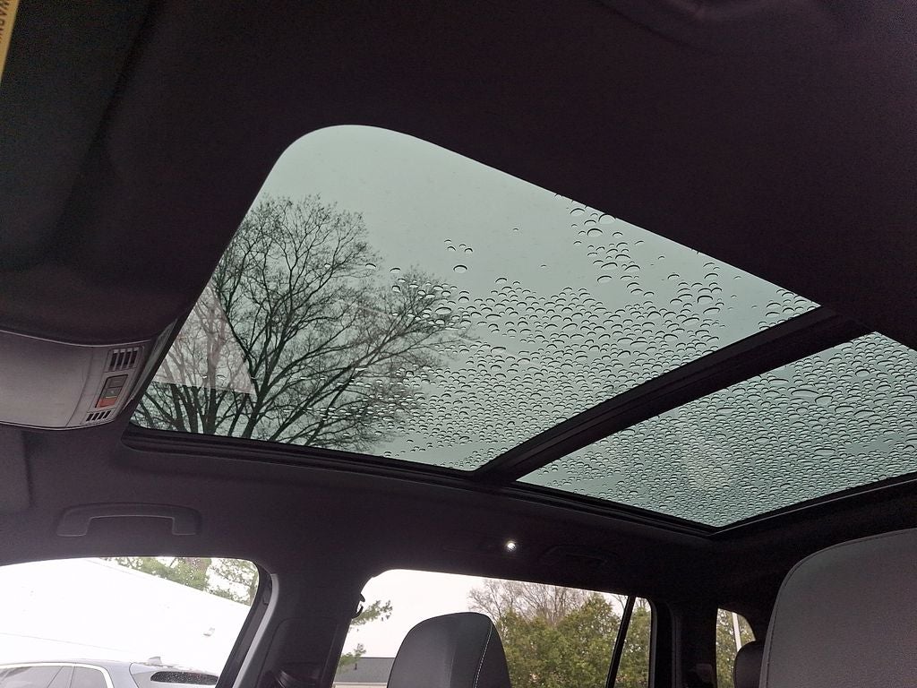 2023 Volkswagen Tiguan 2.0T SEL R-Line