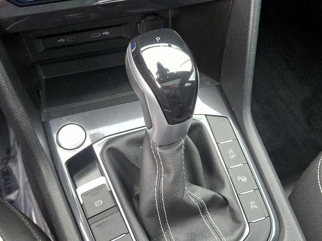 2023 Volkswagen Tiguan 2.0T SEL R-Line