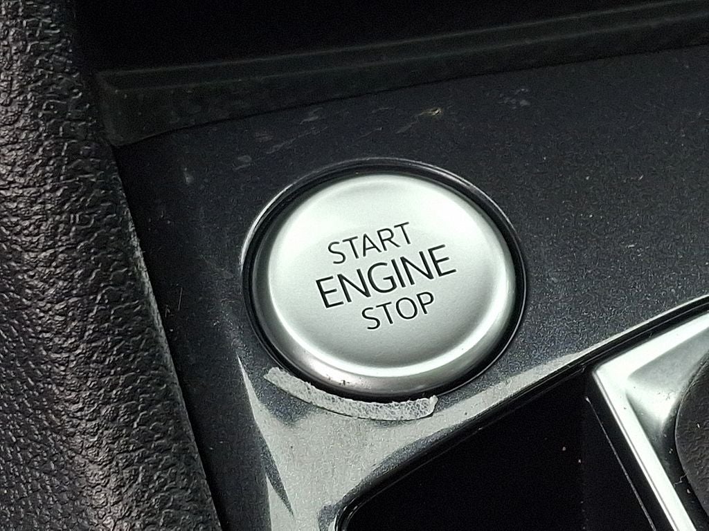 2023 Volkswagen Tiguan 2.0T SEL R-Line