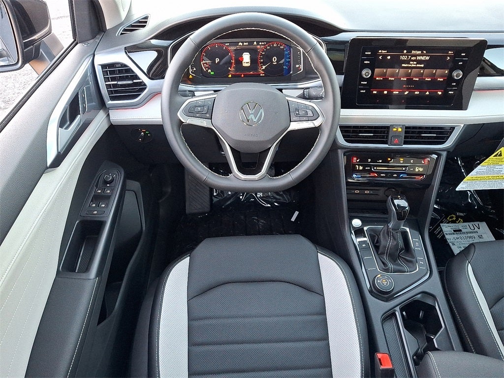 2025 Volkswagen Taos 1.5T SEL