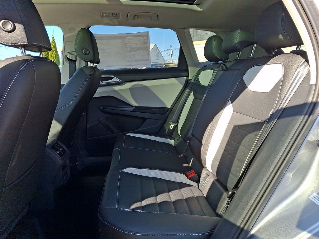 2026 Volkswagen Taos 1.5T SEL