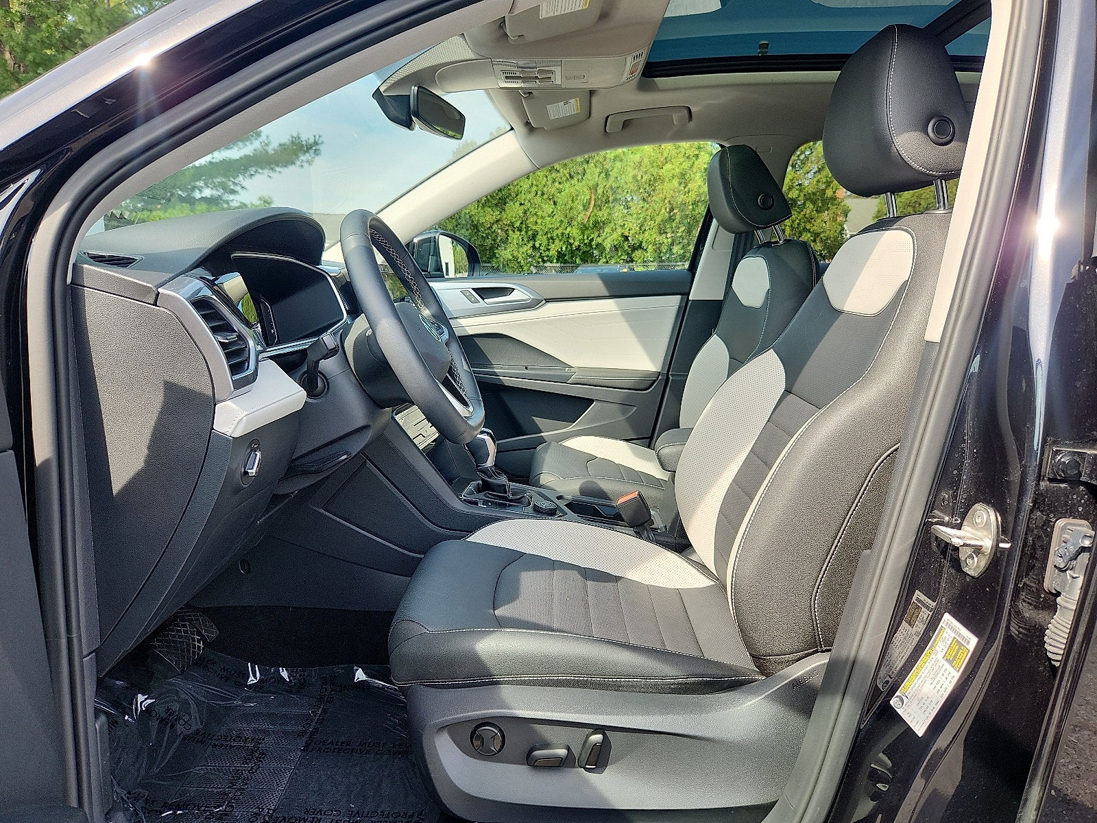 2025 Volkswagen Taos 1.5T SEL
