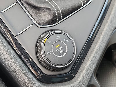 2025 Volkswagen Taos 1.5T SEL
