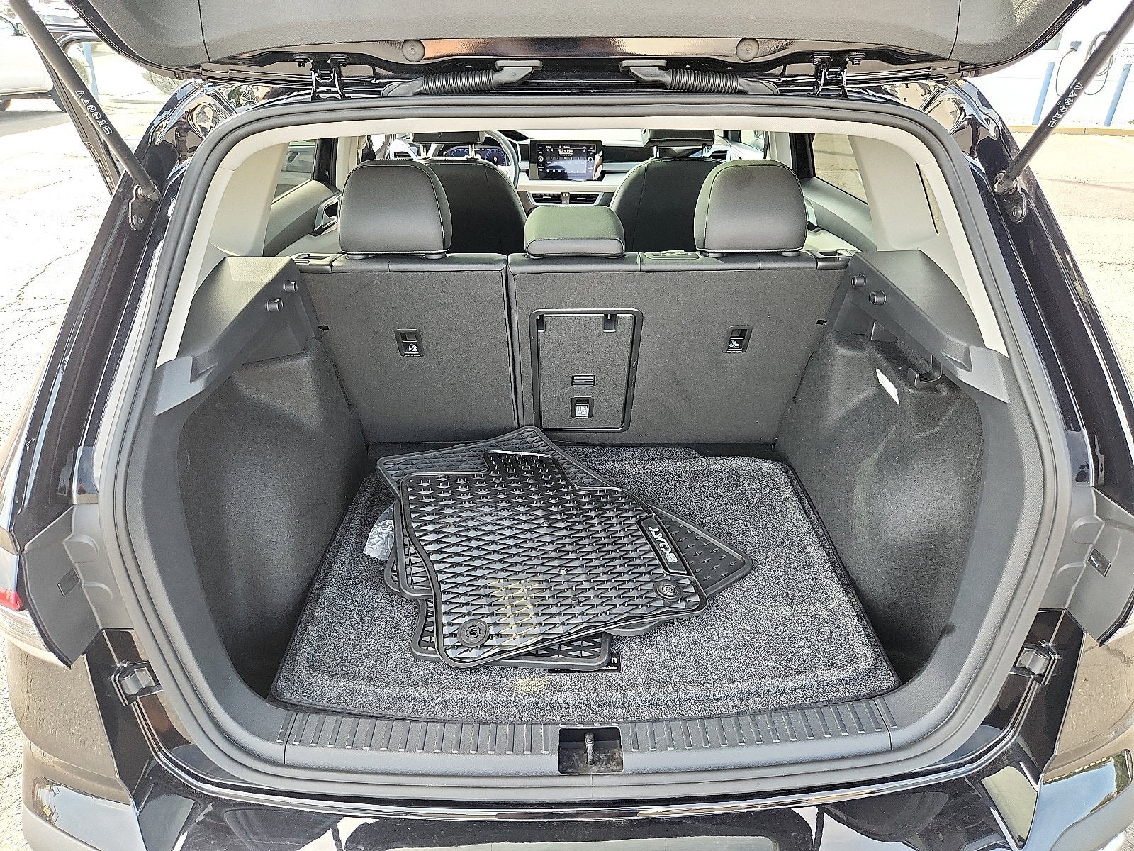 2025 Volkswagen Taos 1.5T SEL
