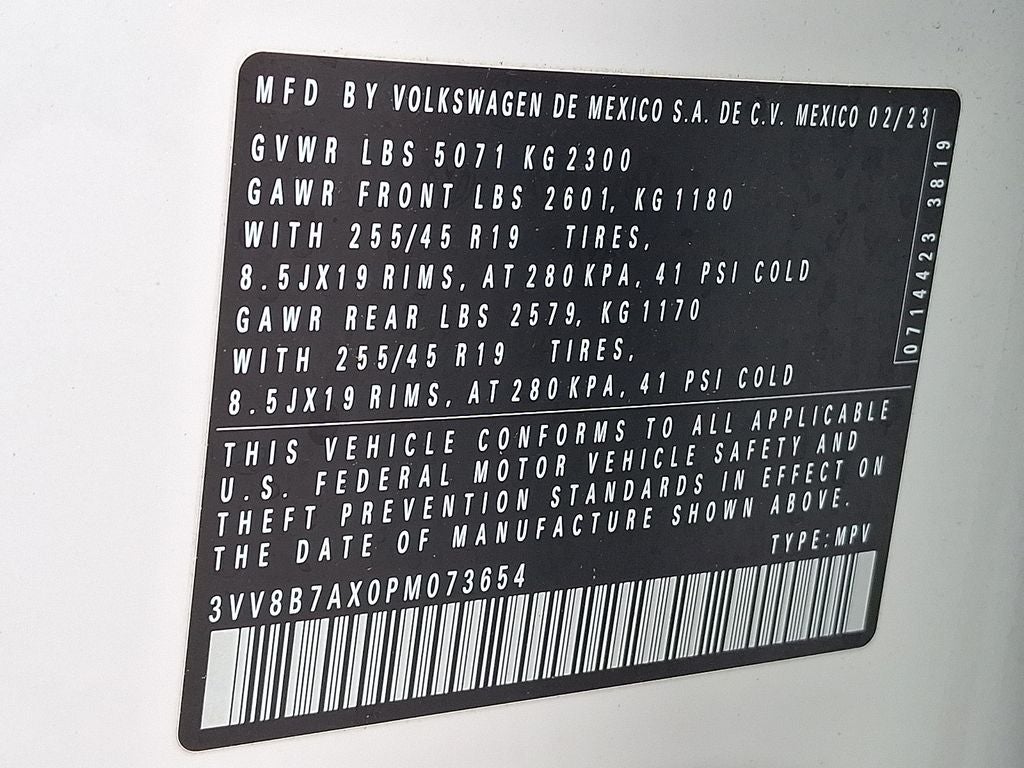 2023 Volkswagen Tiguan 2.0T SE R-Line Black