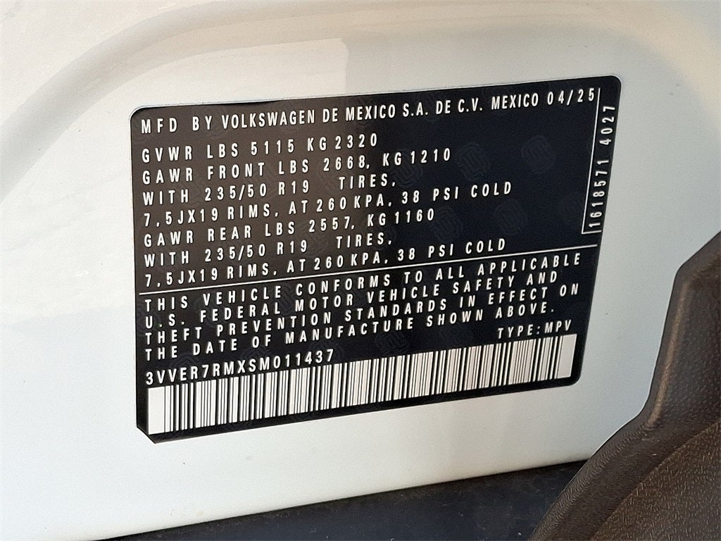 2025 Volkswagen Tiguan 2.0T SE