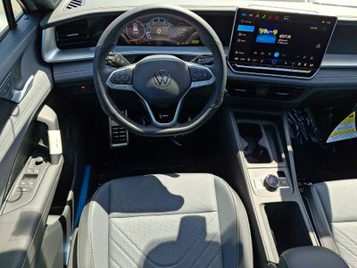 2026 Volkswagen Tiguan 2.0T SE R-Line Black