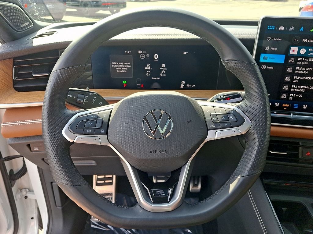 2025 Volkswagen Tiguan 2.0T SEL R-Line