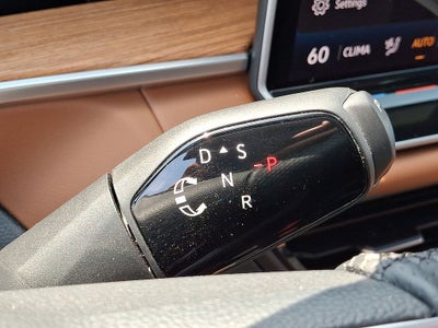 2025 Volkswagen Tiguan 2.0T SEL R-Line