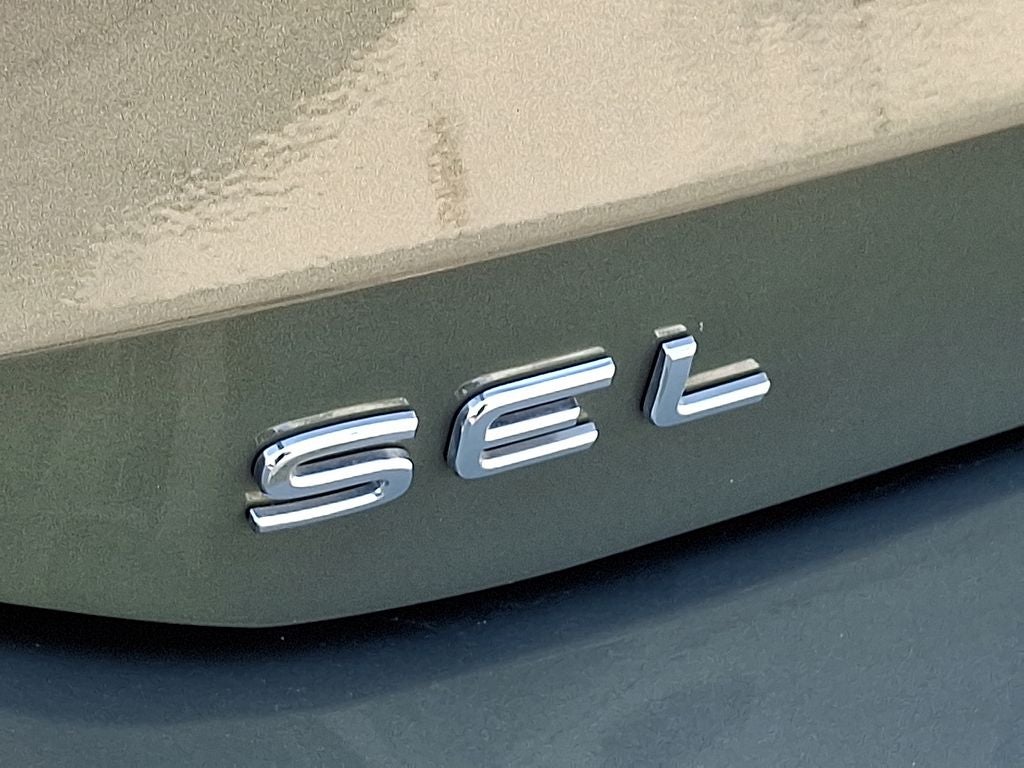 2025 Volkswagen Tiguan 2.0T SEL R-Line