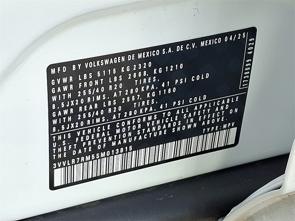 2025 Volkswagen Tiguan 2.0T SEL R-Line