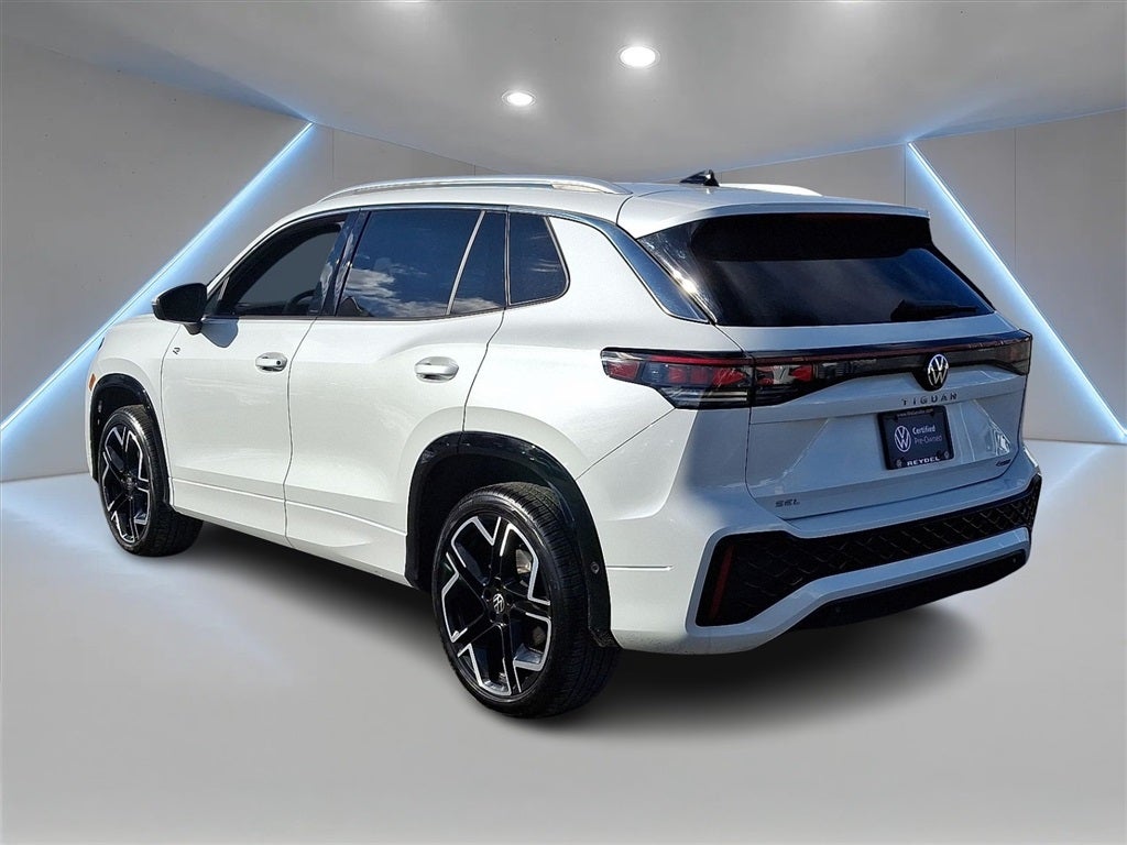 2025 Volkswagen Tiguan 2.0T SEL R-Line