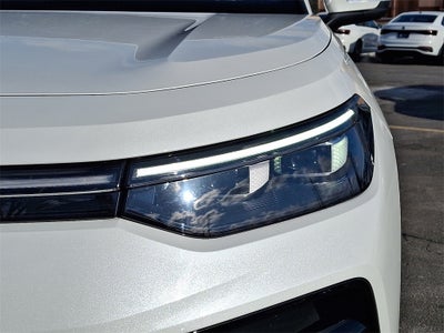 2025 Volkswagen Tiguan 2.0T SEL R-Line