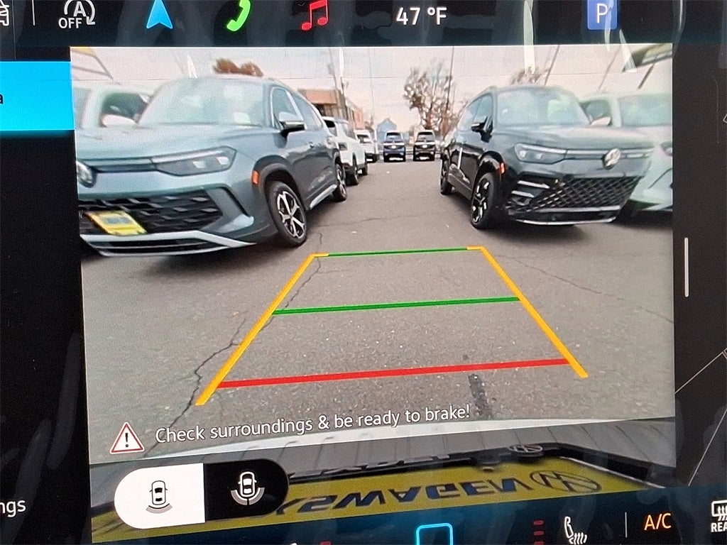 2025 Volkswagen Tiguan 2.0T SE