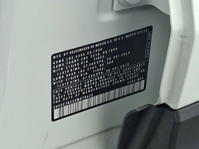 2025 Volkswagen Taos 1.5T SE