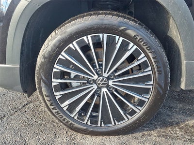 2025 Volkswagen Taos 1.5T SE