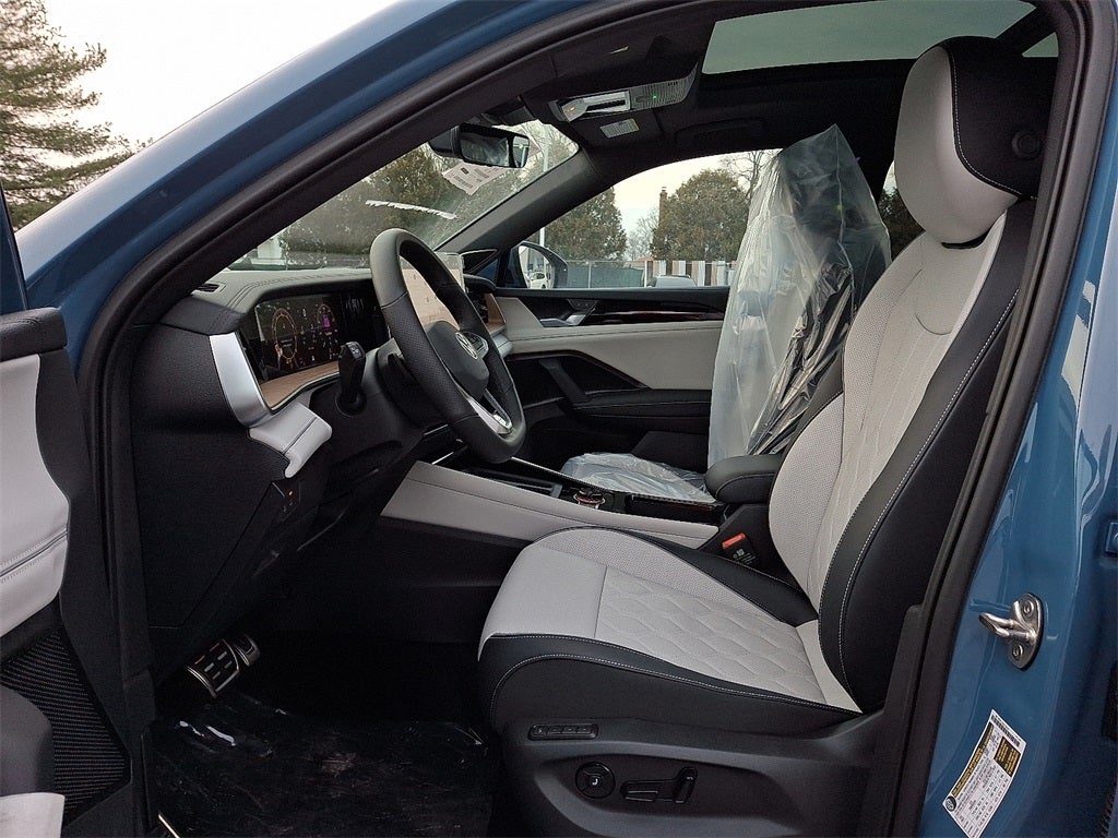 2026 Volkswagen Tiguan 2.0T SEL R-Line Turbo