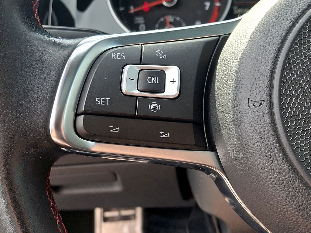 2021 Volkswagen Golf GTI 2.0T SE