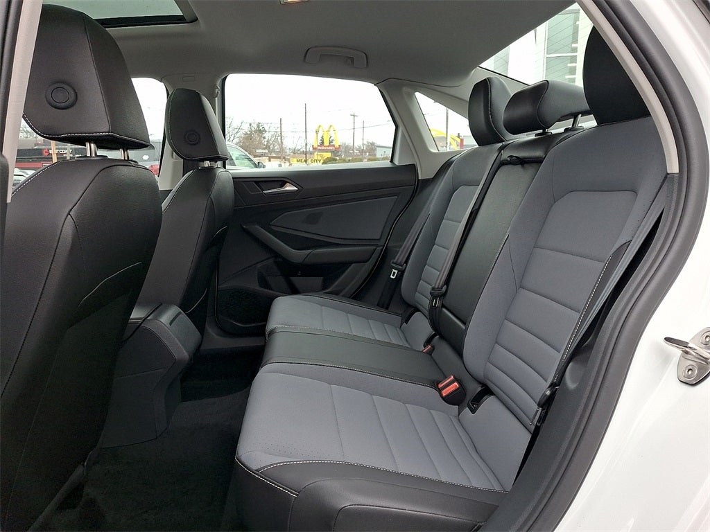 2025 Volkswagen Jetta 1.5T SE