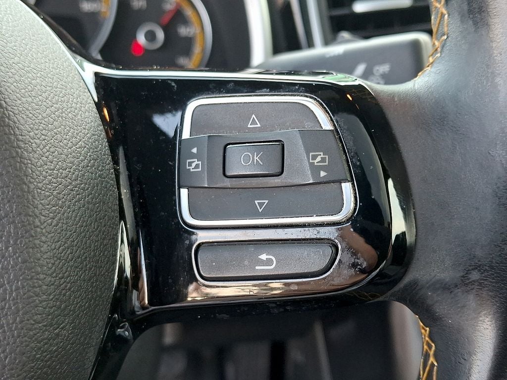 2017 Volkswagen Beetle 1.8T Dune