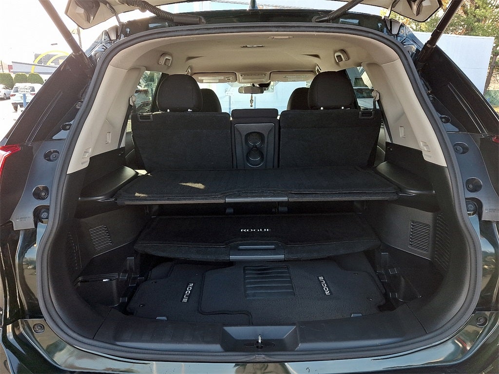 2020 Nissan Rogue SV