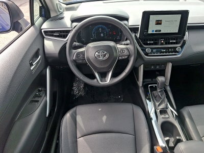 2025 Toyota Corolla Cross XLE