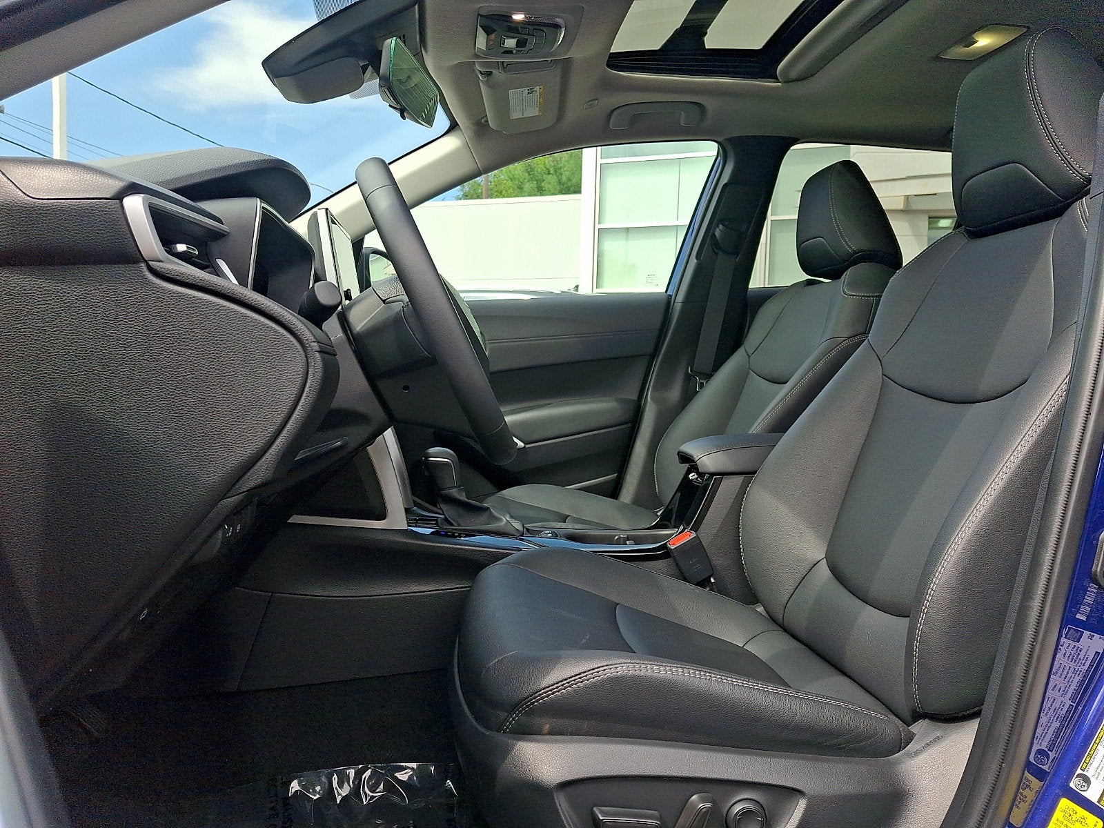2025 Toyota Corolla Cross XLE