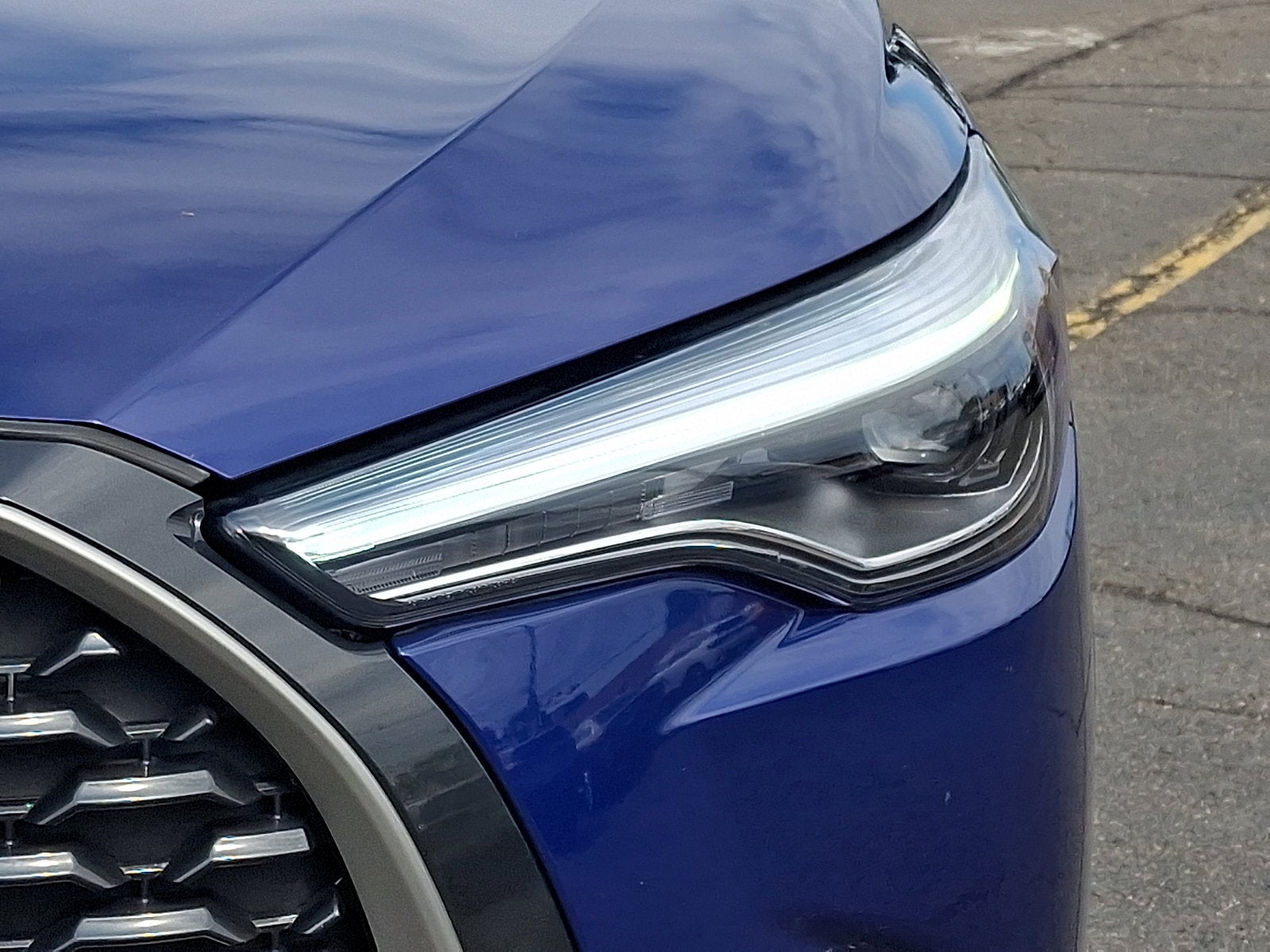 2025 Toyota Corolla Cross XLE